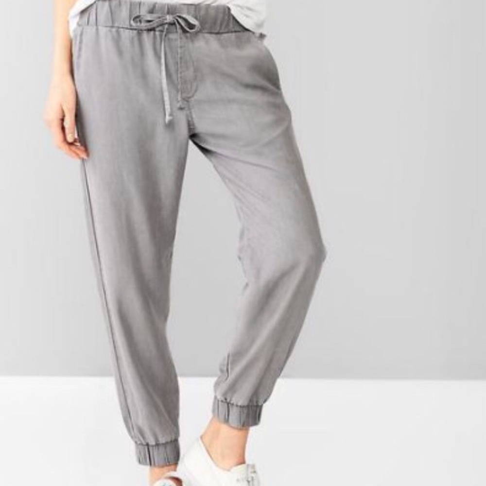 Gap Tencel Joggers